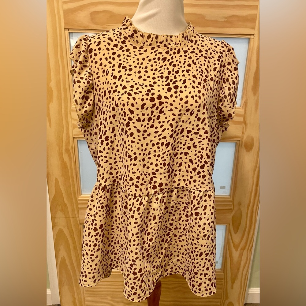 Brown Spotted Top Size L